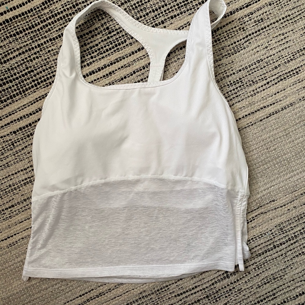 Fabletics top